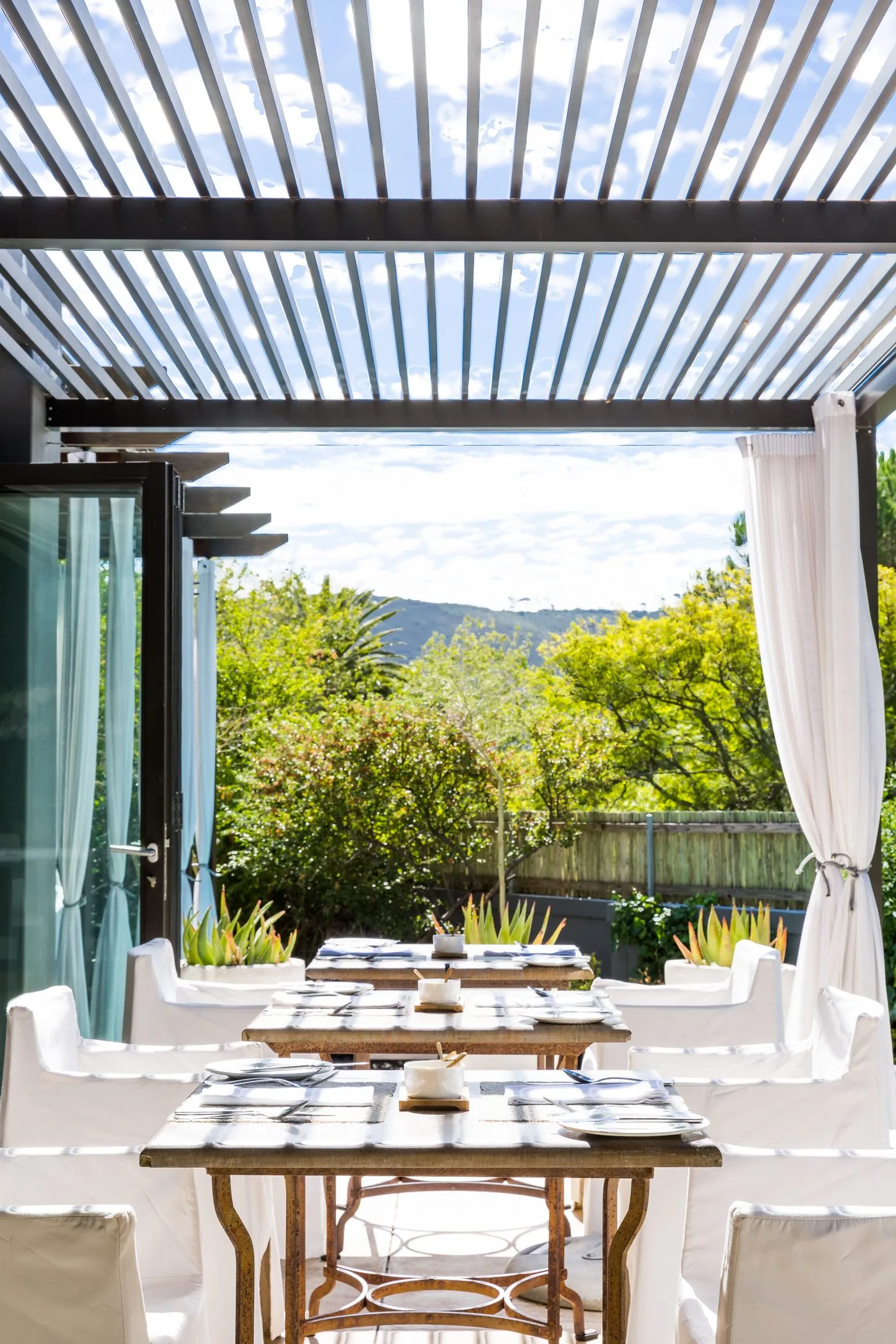 Kensington Place dining atmosphere