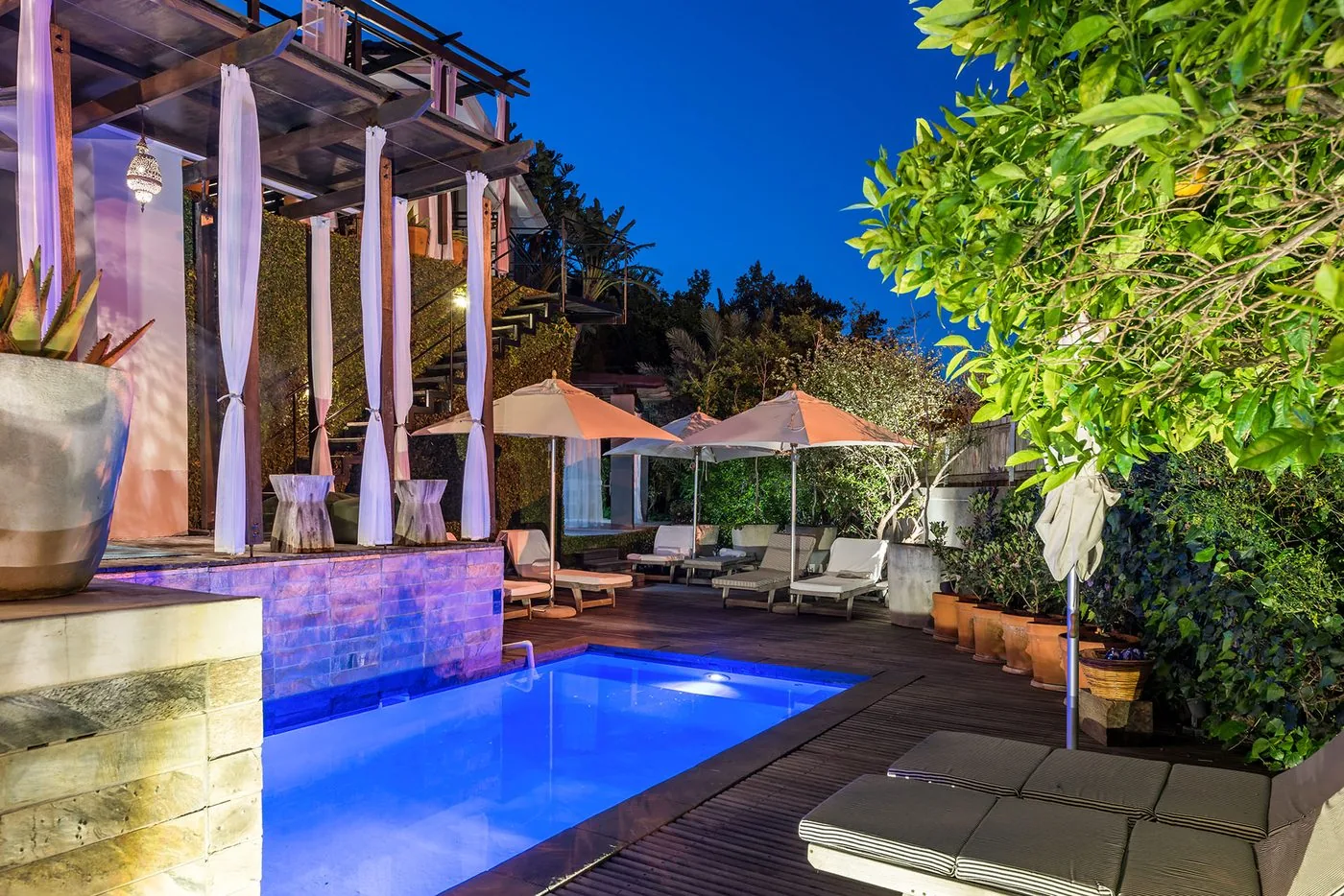 Kensington Place pool terrace